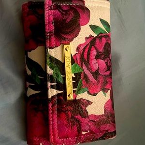 betsey johnson floral wallet